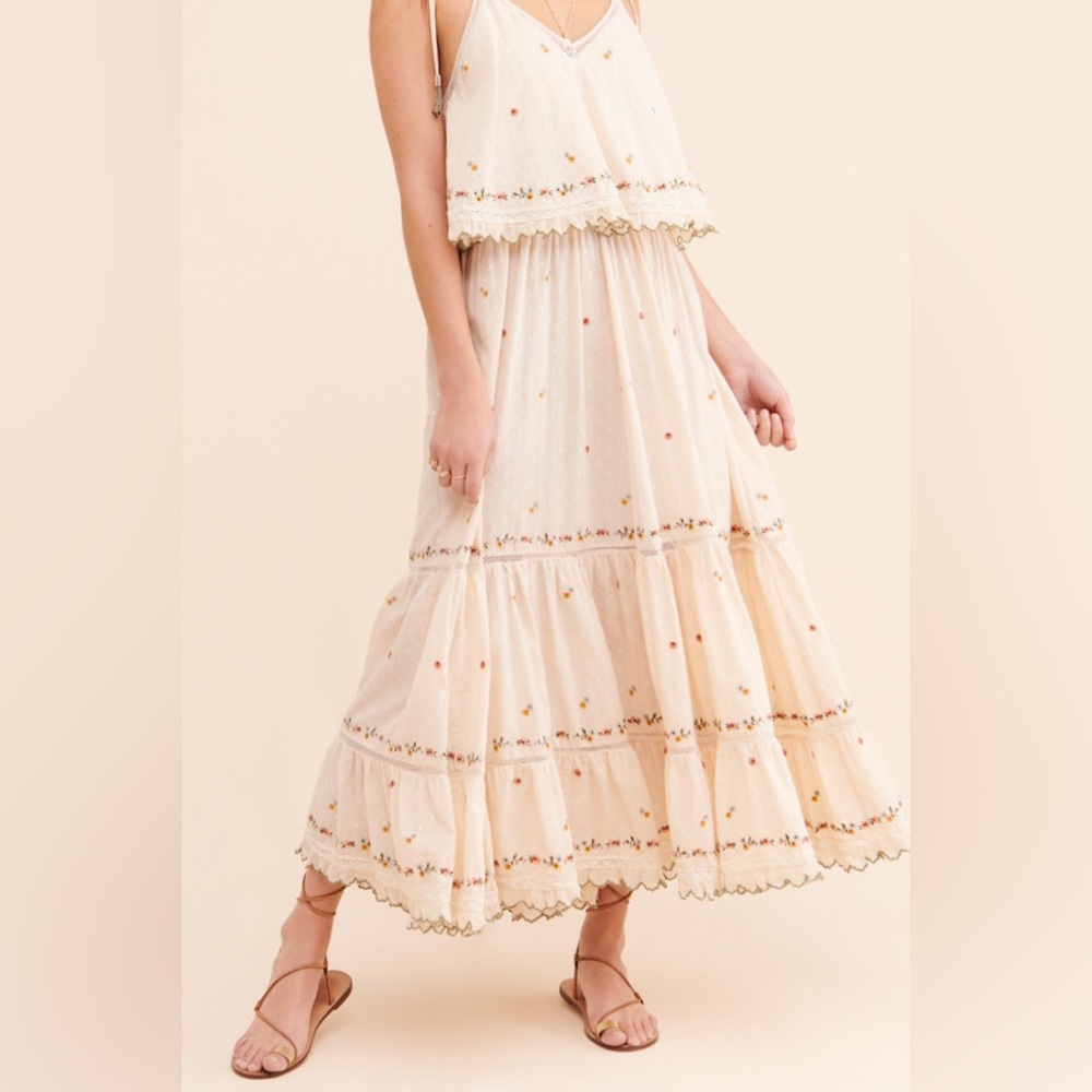 Norra Maxi Dress
Let Me Be